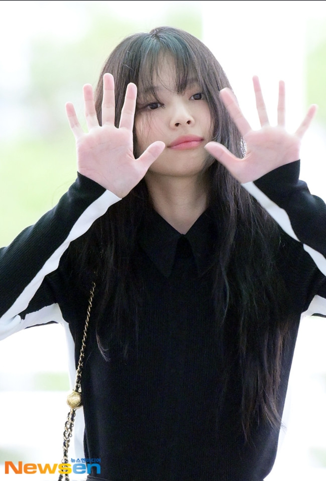  Jennie 